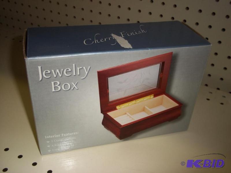lot 256 image: NEW Jewelery Box