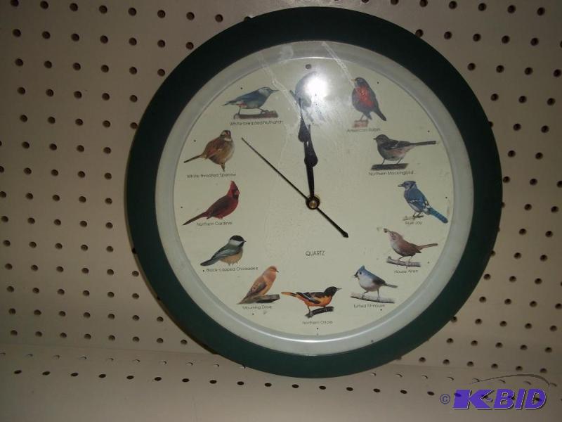 lot 261 image: Clock