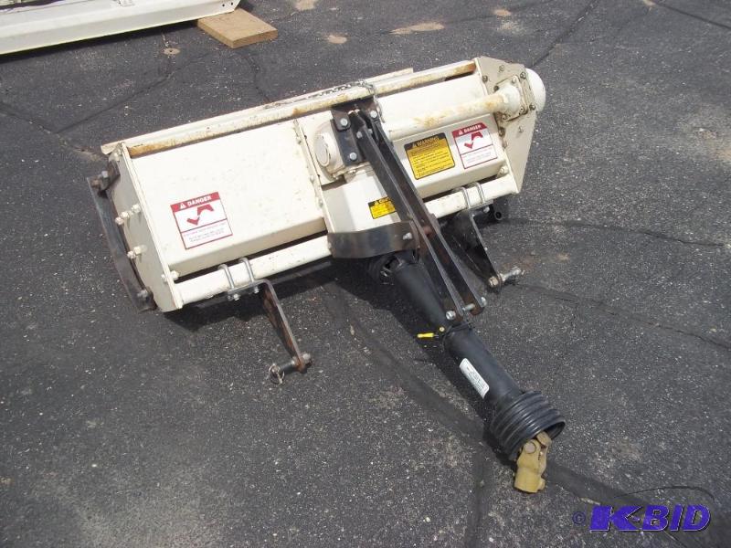 lot 5 image: Cub Cadet Tiller