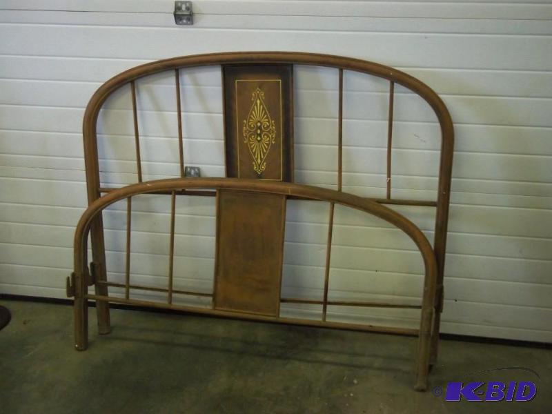lot 51 image: Bed Head board and food board