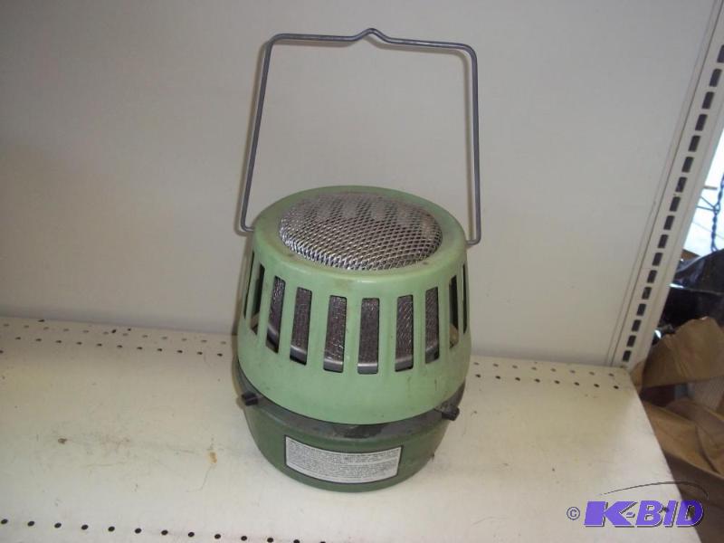 lot 84 image: Heater