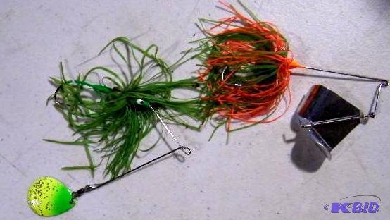 Lot of 2 Spinners - One is a rattle spinner -...