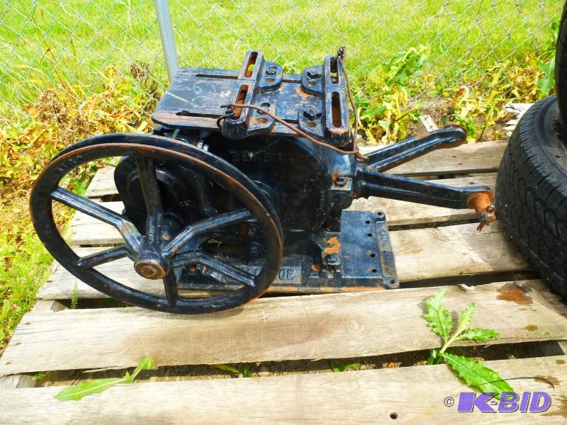 lot 13 image: Antique windmill pump Model- Challenge 4322 ...