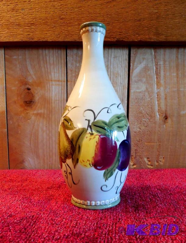 lot 24 image: Tabletops Gallery Francesca OilWine Decanter