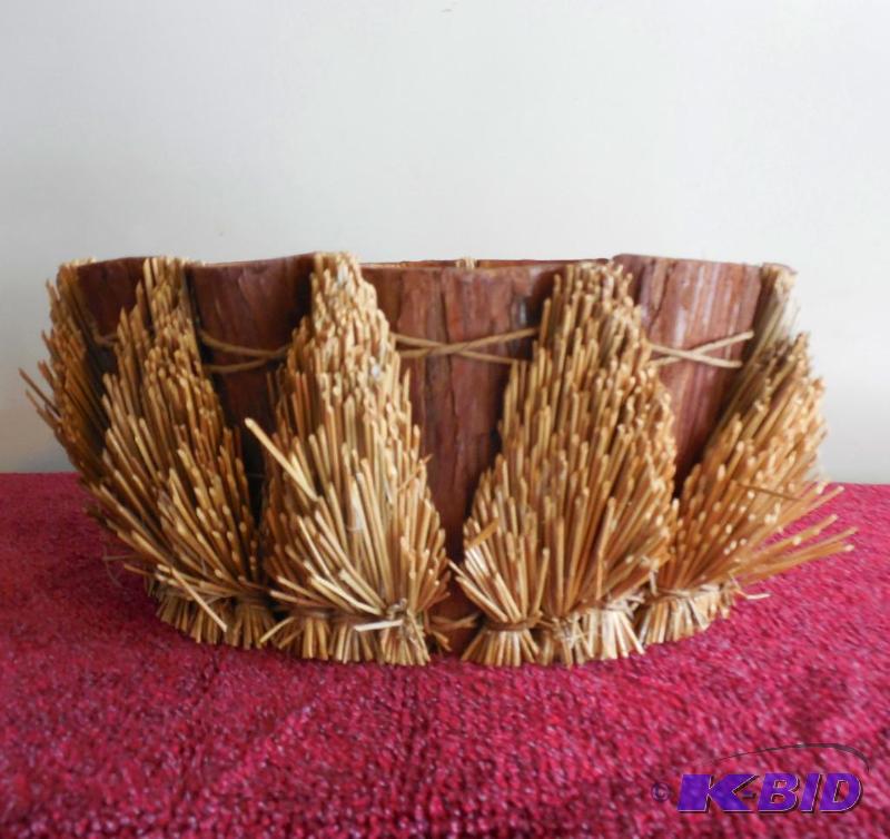 lot 39 image: Beautiful Handmade Wood Bark Woven PrimitiveRustic Basket