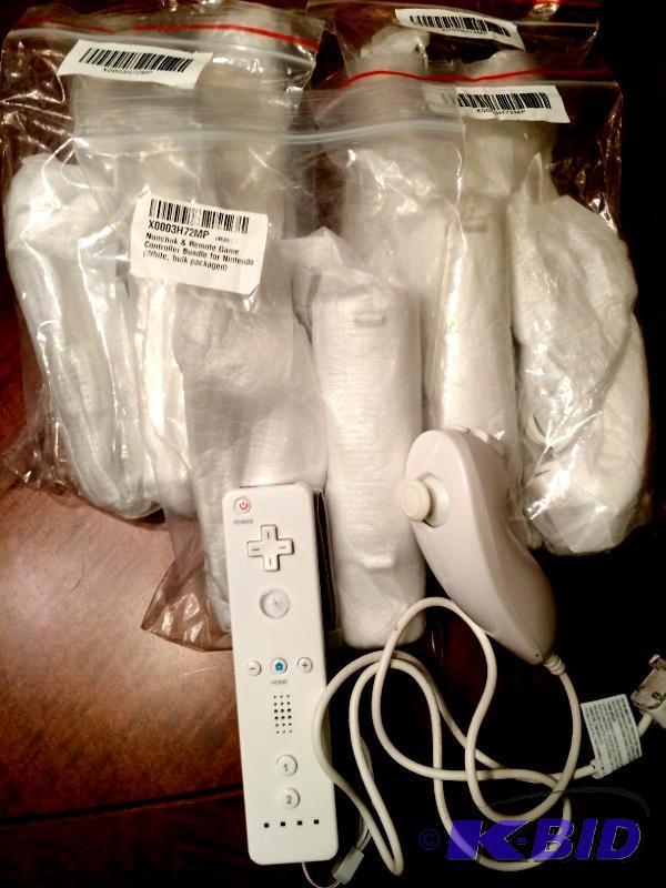 lot 7 image: 5 New Nintendo Wii Remote and Nunchuck Controller Combo White (Bulk Packaging) by Gator Crunch