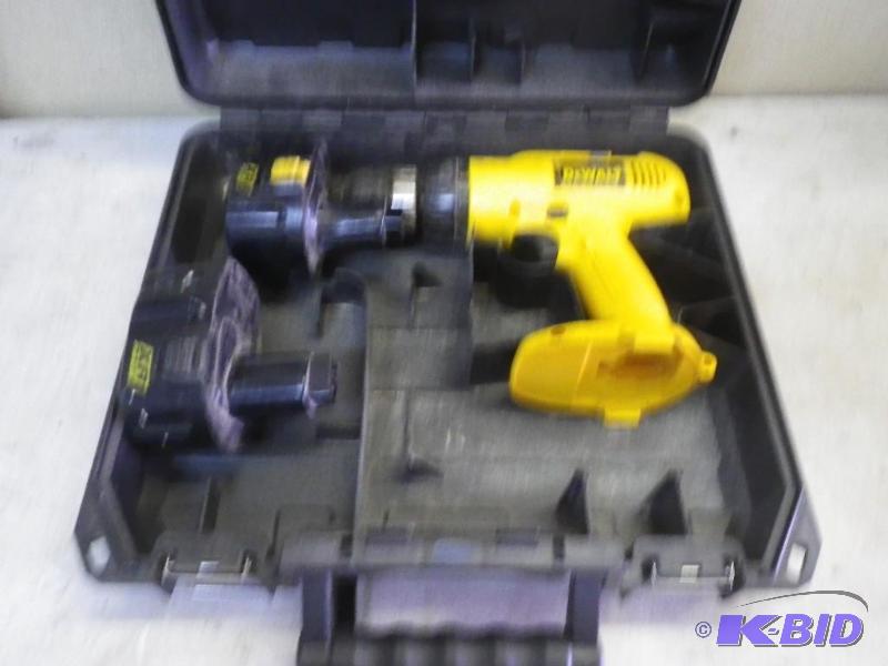 Dewalt drill, no charger, no way to test...