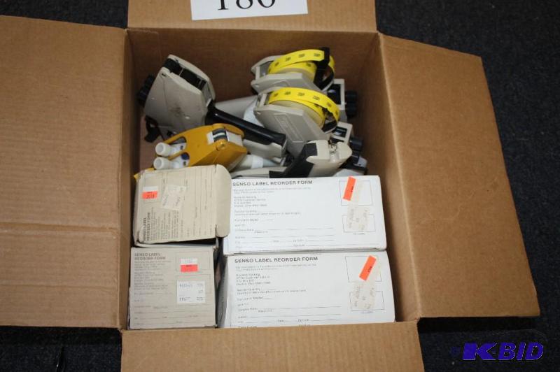 (5) Tape&nbspguns&nbsp(9) boxes of stickers...