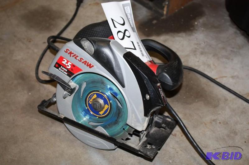 Skilsaw brand laser cutline saw, 120 volts, 2...