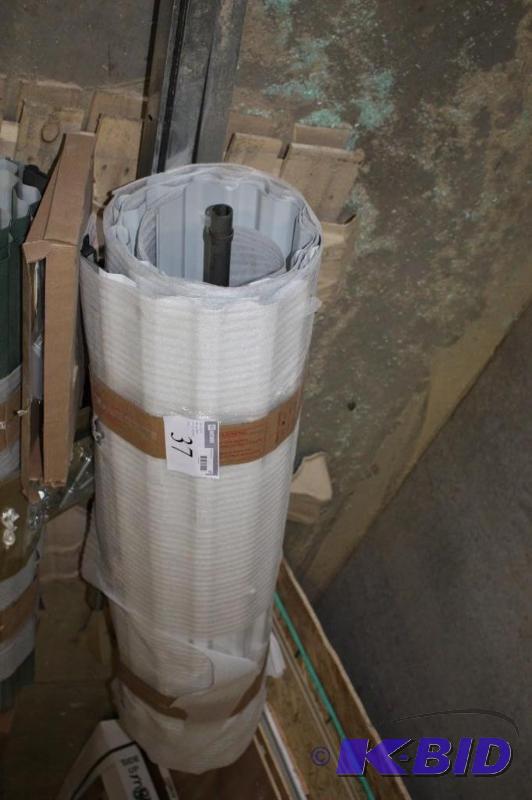 (1) 5x6 White Roll Up Door with all hardware...