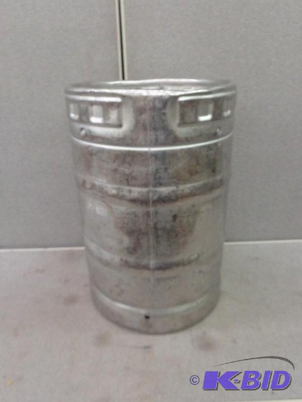 Miller Brewing Co. Beer Keg 15.5 U.S. Gallons...