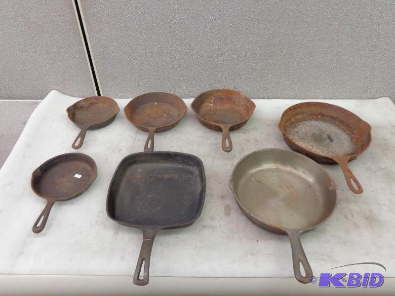 Lot of 6 Cast Iron Frying Pans (1) Griswold 8...