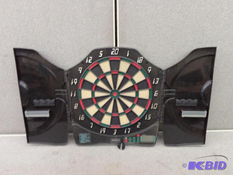 Halex Electronic Dartboard 65 Games 301-901, ...