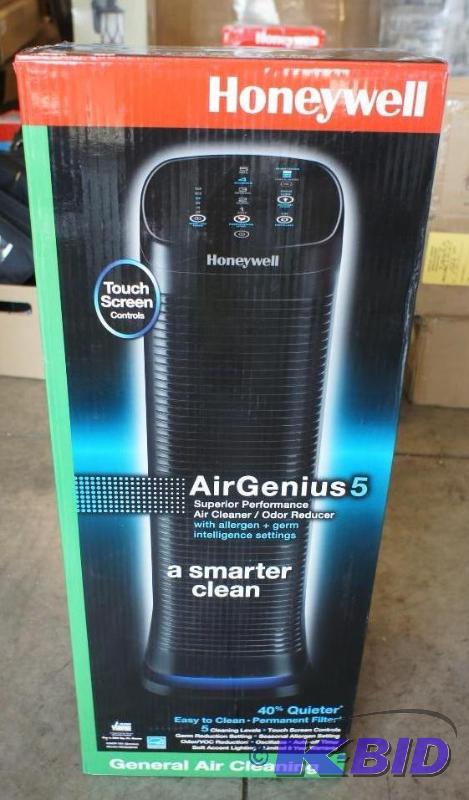 Honeywell Air Genius 5. FanAir cleaner. Item...