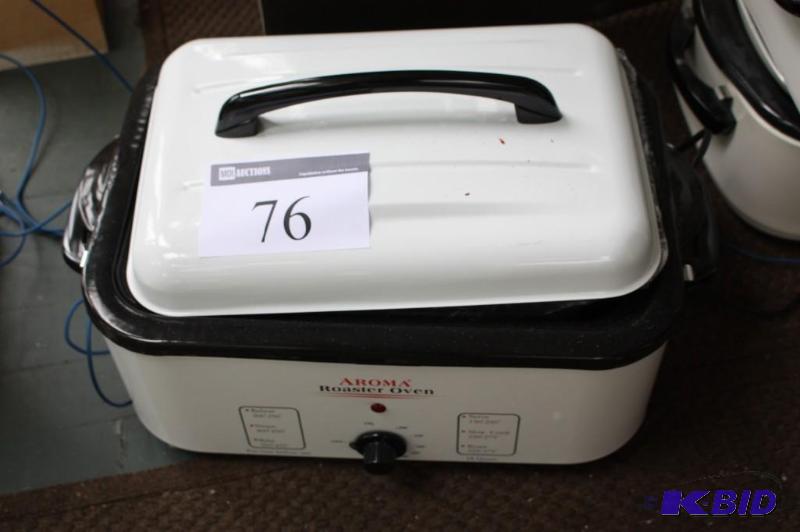 lot 76 image: Aroma Brand Roaster Oven, Model # ART-628B, 1...