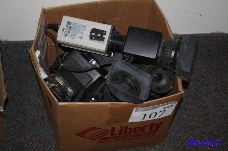 lot 107 image: An assortment of various Panasonic&nbspbrand...