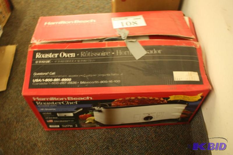 lot 108 image: Hamilton Beach Roaster Chef Roaster Oven...