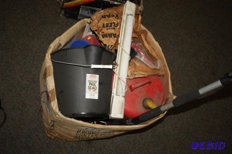 lot 114 image: Box Lot Including&nbsprod keeper, jumper ca...