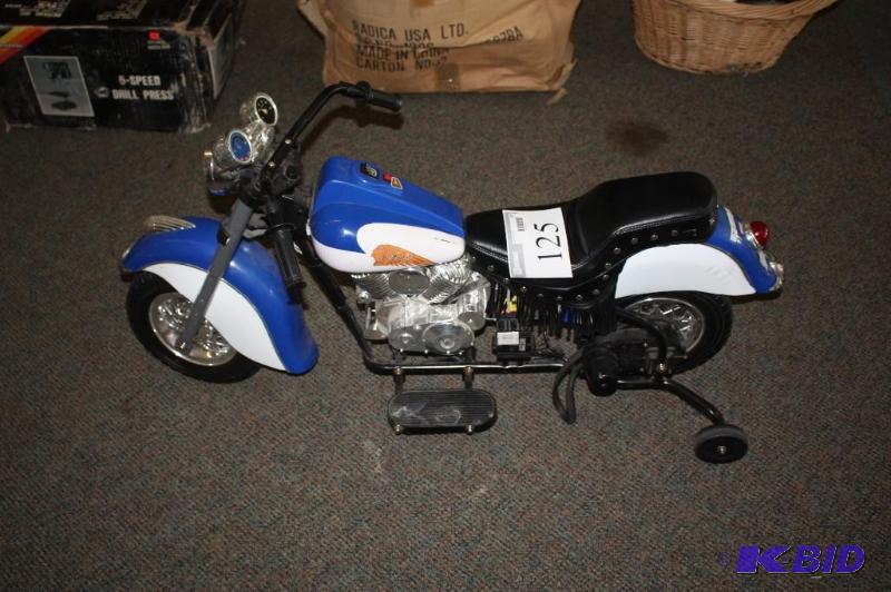 lot 125 image: Childrens Indian Electric Motorcycle, 6 Volt...