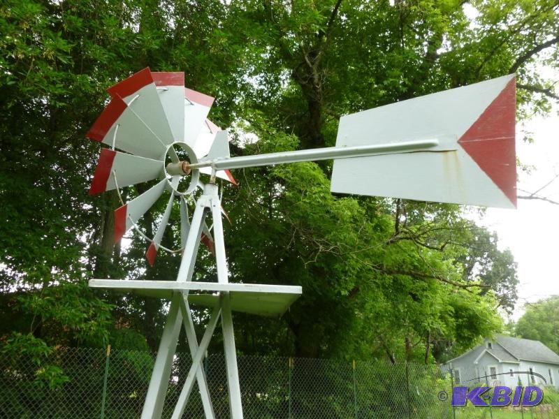 Large heavy duty metal yard windmill that mea... | Manannah #104 Lawn