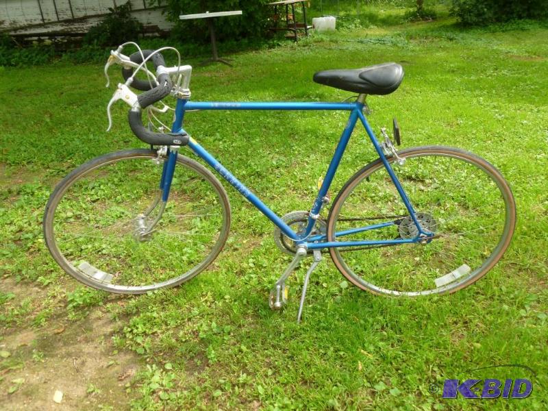 Schwinn Le Tour Mens 23&quot Ten speed bike...
