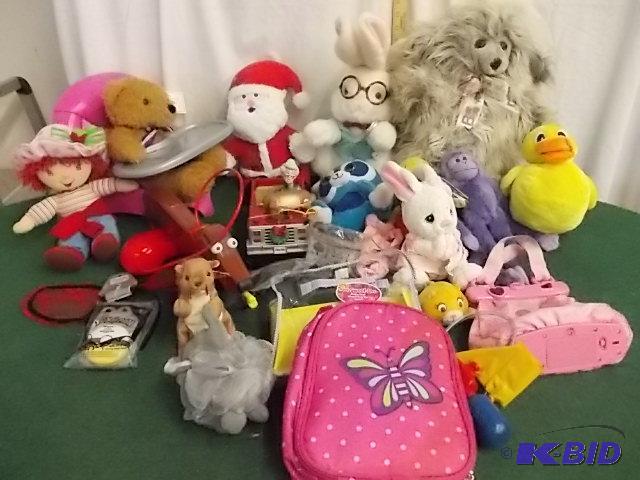 lot 72 image: Large Lot Of Stuffed Animals & Toys...