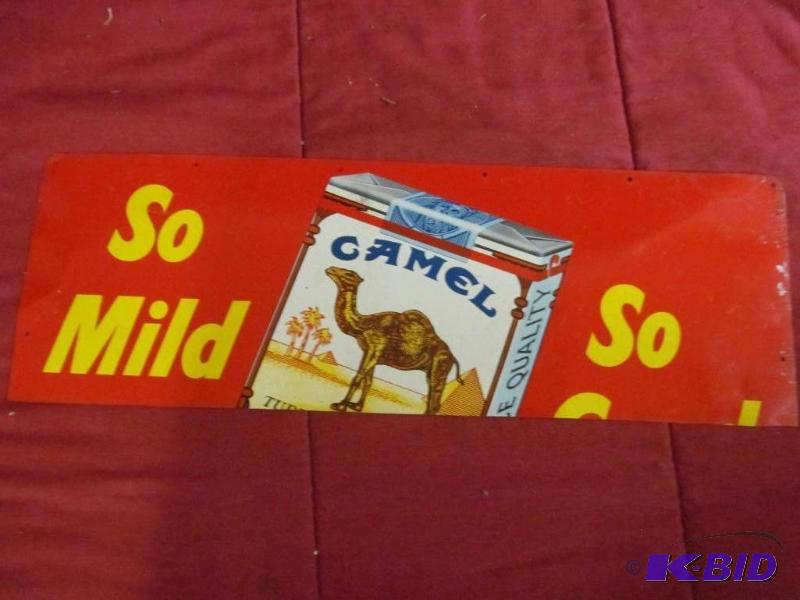 lot 14 image: Advertising