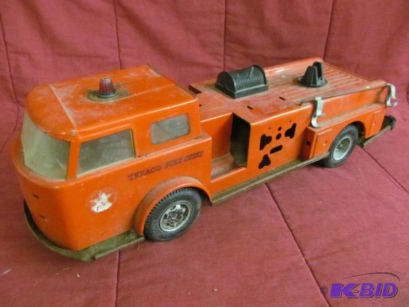 lot 42 image: Toy