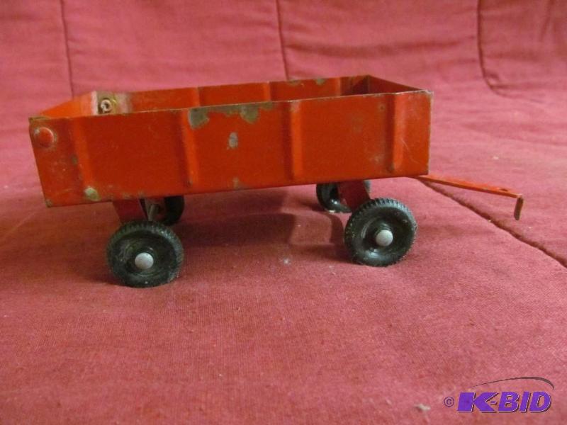 lot 63 image: Toy