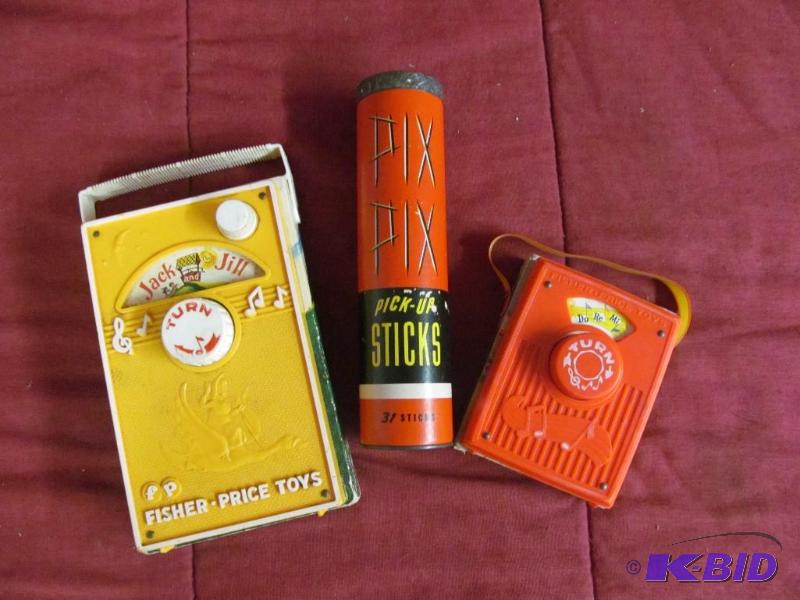 lot 69 image: Vintage Toy