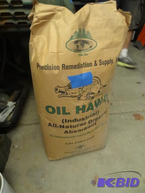 lot 111 image: Oil hawg industrial organic absorbent. 2.65 c...