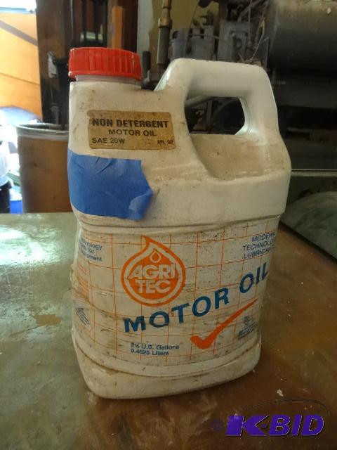 lot 122 image: Non detergent Sae 20W motor oil. 2.5 gal...