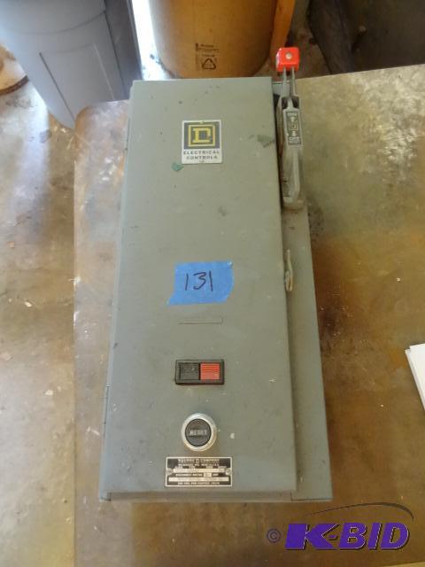 lot 131 image: Square D disconnect box. Class 8538. Type SCG...