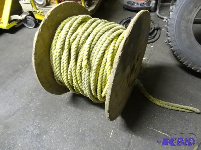 lot 174 image: Rool of 1" rope...