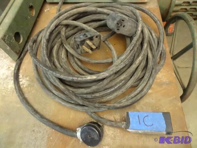 lot 1C image: 2 - 3 phase extension cords. 104 water resis...