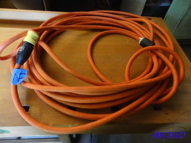 lot 1F image: Heavy duty Qwik lok 110 volt heavy duty exten...