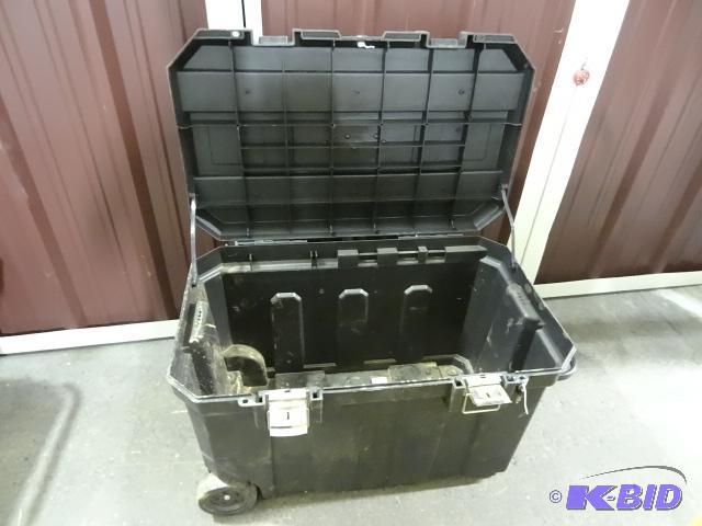 lot 41 image: Black Stanley tool box on wheels. Has lock an...
