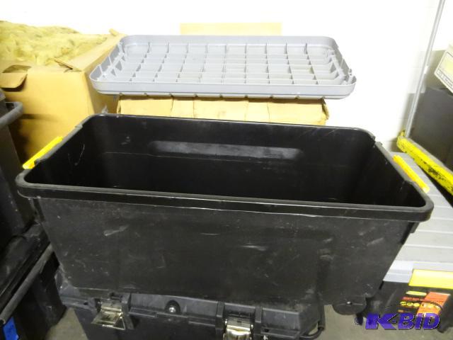 lot 42 image: Black Workforce tool box on wheels....