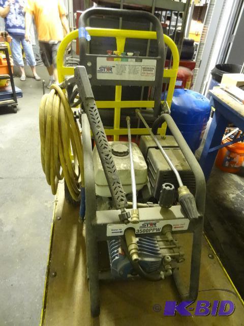 lot 45 image: North star 13 HP Honda 3500 PPW pressure wash...