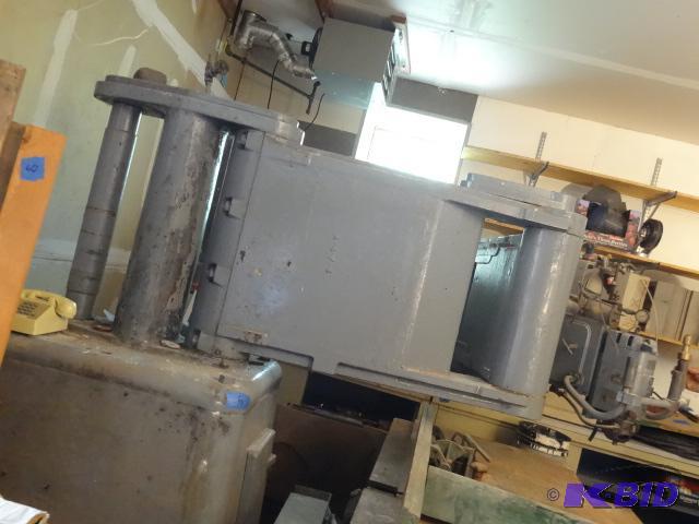 lot 6 image: Onsrud A-1 head with A4-1-5 arm. Metal router...