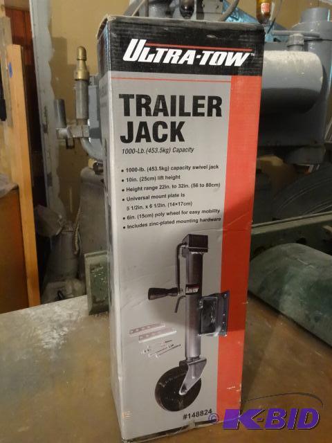 lot 66 image: Ultra tow trailer jack. New in box. 1000 lb c...