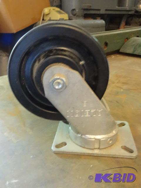 lot 77 image: Albion heavy duty swivel caster. 8"...