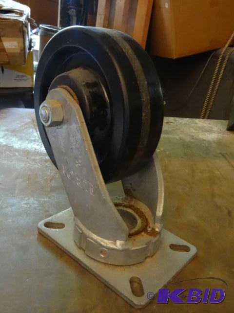 lot 88 image: Albion heavy duty swivel caster. 8"...