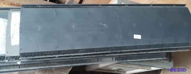 Lot of 4 NEW AIR VENT INC.Black Plastic Ridge...