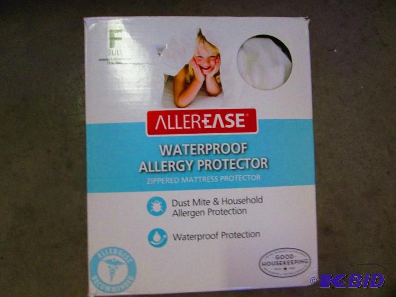 lot 132 image: Aller plus Ase waterproof allergy protector z...