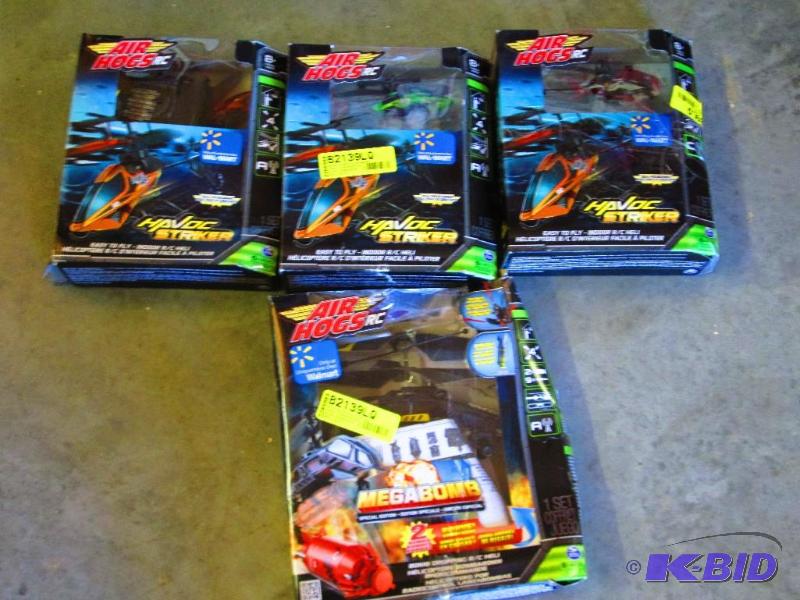 lot 145 image: 4 Air hogs mini airplanes with remote control...