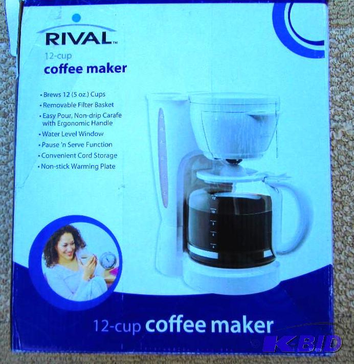 lot 16 image: Rival 12 cup coffee maker, white...
