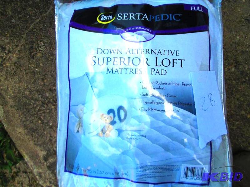 lot 28 image: Serta Sertapedic down alternative superior lo...