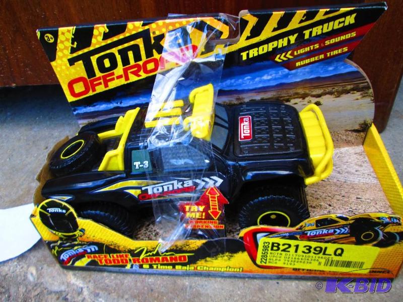 lot 34 image: Tonks trophy truck...
