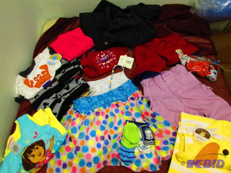 lot 72 image: Assorted baby and todler clothing all new mos...